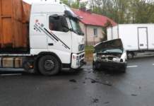 Wypadek między Iławą i Ostródą. Trzy osoby w szpitalu