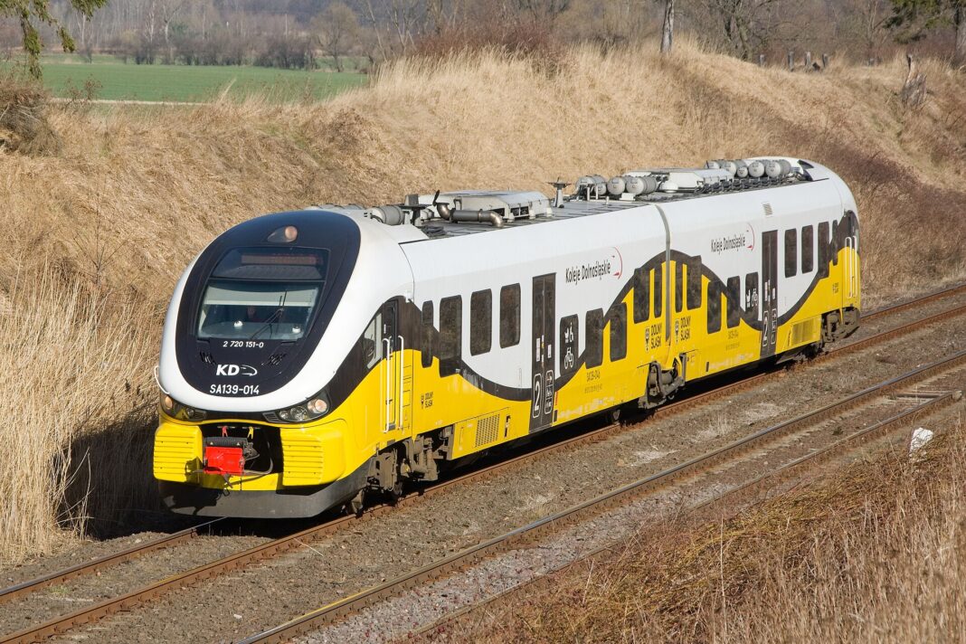 Budżet Dolnego Śląska na 2026 rok: rekordowe 4,9 mld zł, ale sejmik podzielony 23 do 12