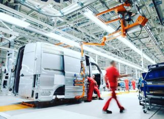1,5 miliarda złotych dla Wrześni: dlaczego bezrobocie rośnie mimo rekordowej inwestycji VW?