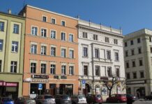 Dzierżoniów: zabytkowy Jelcz L11 z PKS po renowacji wraca na drogi