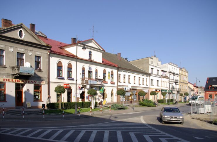 Nowy plac zabaw integracyjny w Kętach już otwarty
