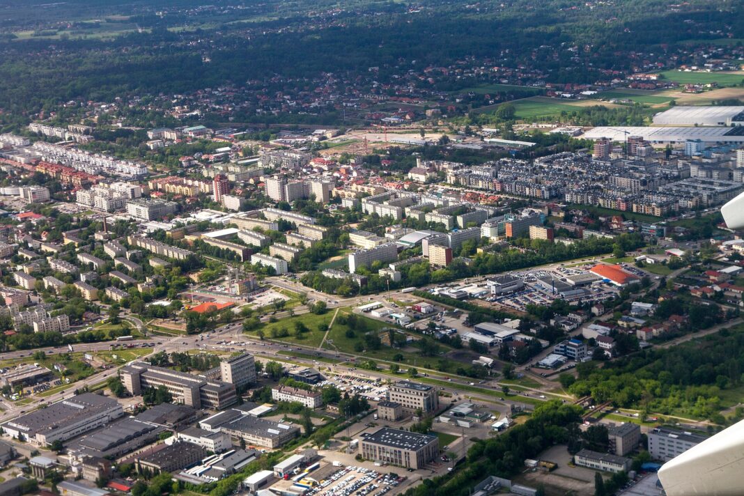 Piaseczno: inwestycje w parki i drogi za prawie 10 milionów złotych