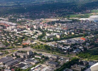 Piaseczno: inwestycje w parki i drogi za prawie 10 milionów złotych