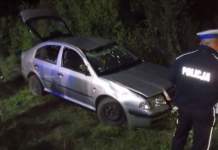 Nietrzeźwy mężczyzna prowadząc auto wylądował w rowie